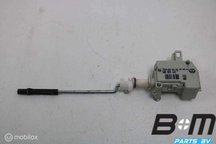 Stelelement voor tankklep VW Golf 4, Auto-onderdelen, Overige Auto-onderdelen, Gebruikt