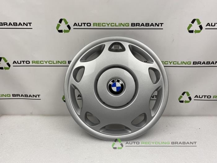 Enjoliveur d'un BMW 3-Serie, Autos : Pièces & Accessoires, Pneus & Jantes, Utilisé, 3 mois de garantie, Enlèvement ou Envoi