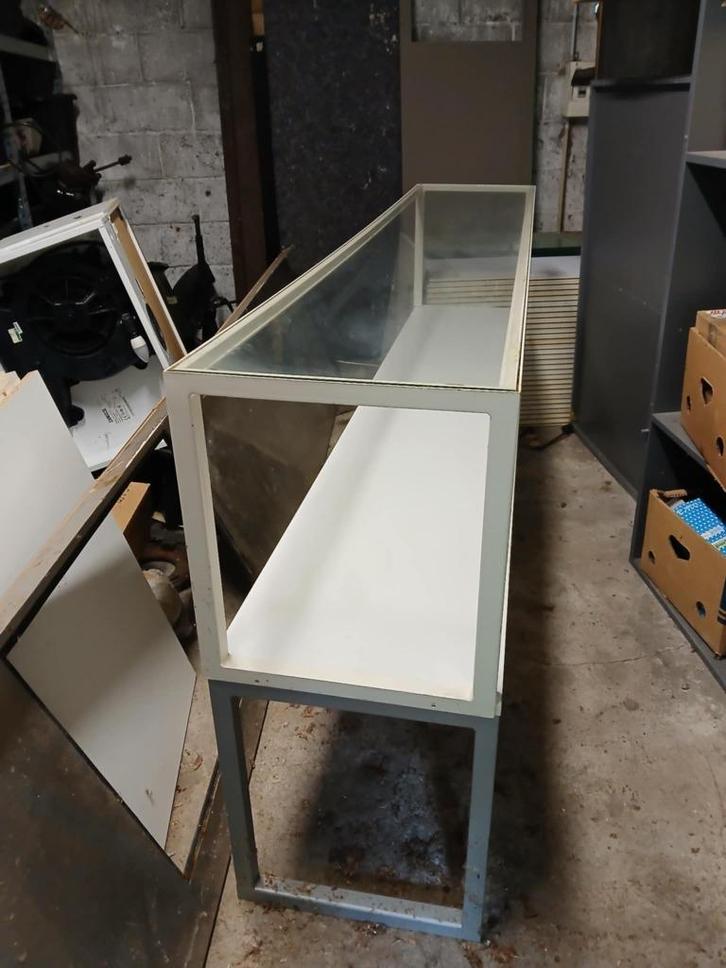 Présentoir vitrine, Huis en Inrichting, Kasten | Vitrinekasten, Zo goed als nieuw, Minder dan 100 cm, 200 cm of meer, 25 tot 50 cm