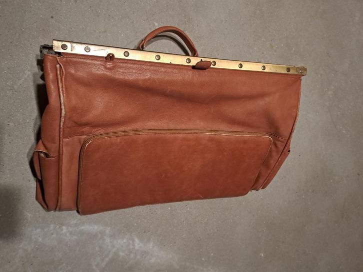 Vintage reistas, Handtassen en Accessoires, Tassen | Reistassen en Weekendtassen, Gebruikt, Bruin, Ophalen