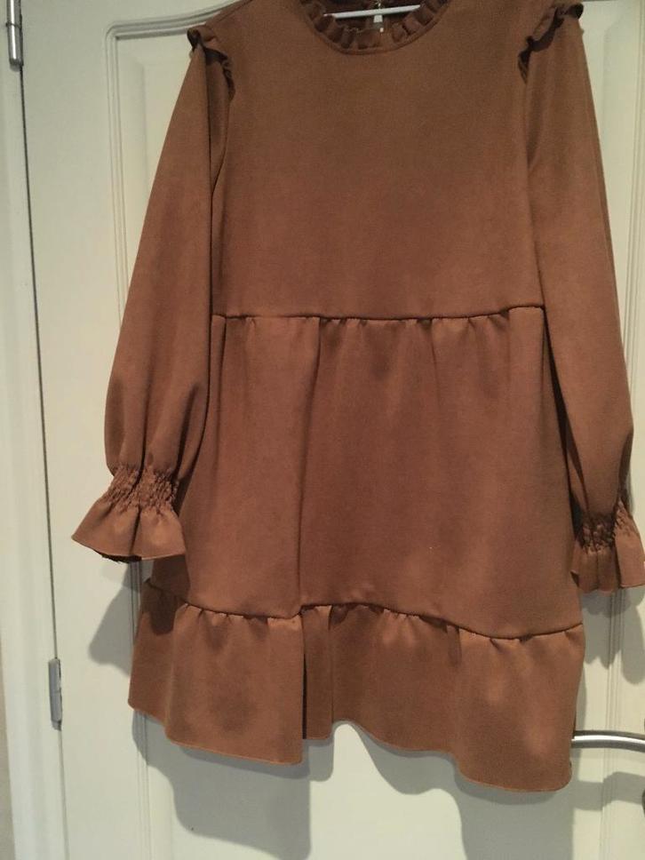 Nouveau tapis en brun rouille Taille : L, Vêtements | Femmes, Robes, Neuf, Taille 42/44 (L), Brun, Longueur genou, Enlèvement ou Envoi