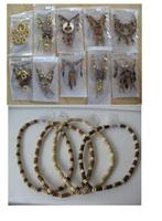 KETTING MET OORBELLEN en LOSSE KETTINGEN 120 stuks, Handtassen en Accessoires, Kettingen, Ophalen of Verzenden, Nieuw, Bruin, Kunststof
