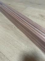 Chambrant meranti, Doe-het-zelf en Bouw, Plinten en Afwerking, Ophalen, Overige materialen, 200 tot 250 cm, Lijsten