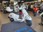 Vespa GTS 125 Super met €350 gratis accessoires, Motoren, Scooter, Bedrijf, 125 cc, 11 kW of minder