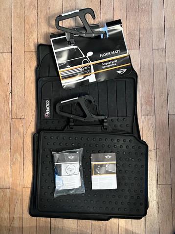 Mini Countryman Cooper S vloermatten beschikbaar voor biedingen