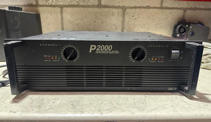 InterM P2000 professionele versterker, Muziek en Instrumenten, Versterkers | Keyboard, Monitor en PA, Zo goed als nieuw, P.A.