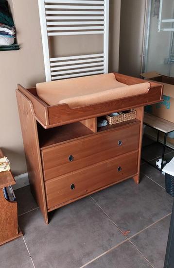 Commode beschikbaar voor biedingen