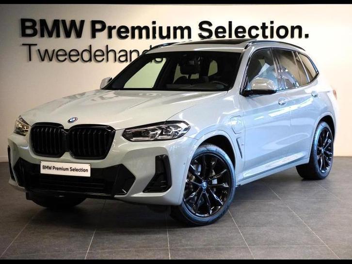BMW Serie X X3 M PACK PANORAMADAK TREKHAAK CAMERA HIFI SOUND, Auto's, BMW, Bedrijf, X3, Adaptieve lichten, Airbags, Airconditioning
