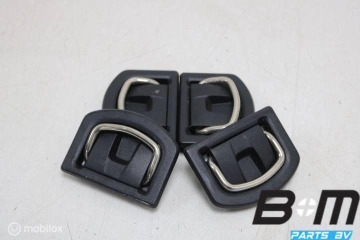 Bevestigingsoog in bagageruimte VW Passat B8 Var. 5M0863503A, Autos : Pièces & Accessoires, Habitacle & Garnissage, Utilisé