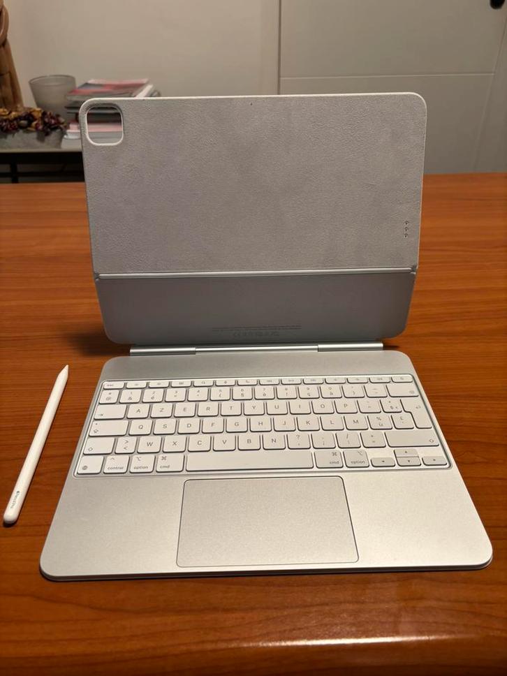 KEYBOARD APPLE NIEUW!, Computers en Software, Toetsenborden, Nieuw, Azerty, Draadloos, Opvouwbaar, Ophalen