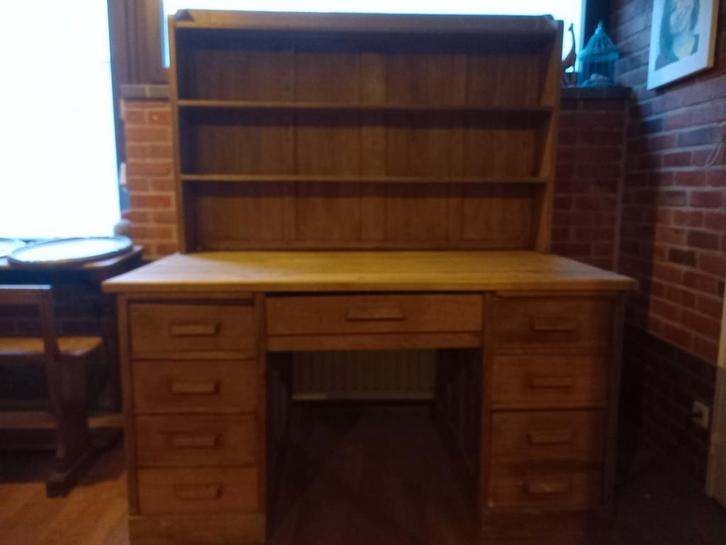 Oud houten bureau met opzetstuk, Antiek en Kunst, Antiek | Kantoor en Zakelijk, Ophalen of Verzenden