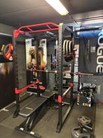 Cage de cross fit avec 150 kg et un banc professionnel, Sport en Fitness, Fitnessmaterialen, Ophalen, Zo goed als nieuw