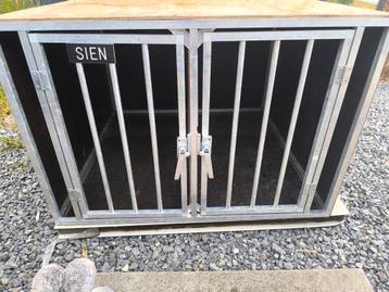 Autobench Hondenbench  beschikbaar voor biedingen