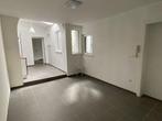 Appartement à louer à Tournai, 2 chambres, Immo, Maisons à louer, 579 kWh/m²/an, 51822 kWh/an, 2 pièces, Appartement