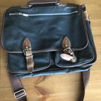 boekentas met schouderriem, Handtassen en Accessoires, Tassen | Schooltassen, Ophalen, 30 tot 40 cm, Groen, Gebruikt