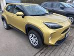 Toyota Yaris Cross Hybrid FWD DYNAMIC AUTOMAAT MET 2JAAR GAR, Auto's, Toyota, Stof, Gebruikt, Euro 6, Overige kleuren