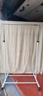 Portant droit à roulettes L 80 cm & H réglable de 106->160cm, Enlèvement, Avec roues, Utilisé