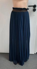 Donkerblauwe lange plissé rok, Kleding | Dames, Blauw, Ophalen of Verzenden, Onder de knie, Zo goed als nieuw