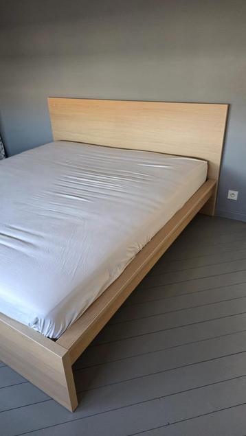 IKEA MALM kingsize bedframe beschikbaar voor biedingen