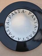 Borden voor pasta en 2 bowls, Ophalen, Overige typen, Zo goed als nieuw, Overige stijlen
