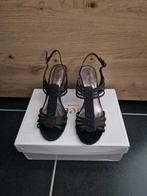Escarpins ouverts, noir satinés/strass sur le dessus,39, Enlèvement ou Envoi, Escarpins, Comme neuf, Nada