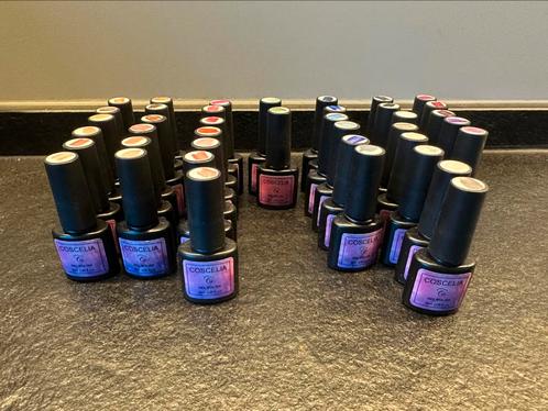 Gellac 40 kleurtjes, Handtassen en Accessoires, Uiterlijk | Cosmetica en Make-up, Zo goed als nieuw, Ophalen