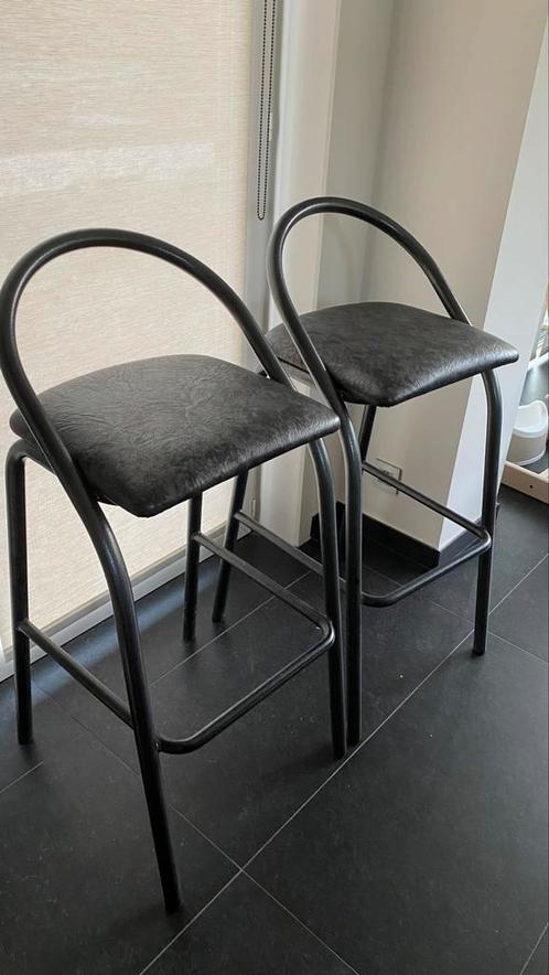2 barstoelen, Huis en Inrichting, Barkrukken, Gebruikt, 60 tot 90 cm, Kunststof, Metaal, 2 krukken, Met voetsteun, Ophalen