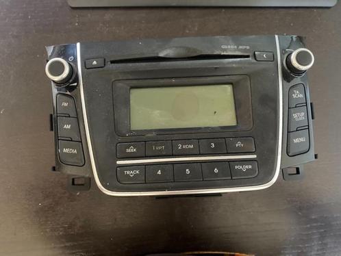 Radio van een Hyundai I30, Auto-onderdelen, Elektronica en Kabels, Hyundai, Gebruikt, 3 maanden garantie