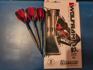 Dart pijlen te koop  beschikbaar voor biedingen