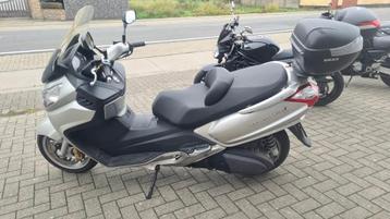 Sym	Maxsym 600i beschikbaar voor biedingen