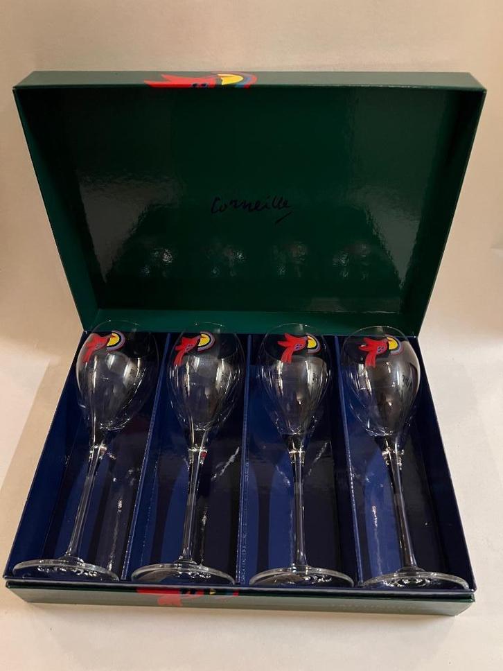 Taittinger collection Corneille boxset 4 glazen flutes, Verzamelen, Glas en Drinkglazen, Nieuw, Overige typen, Ophalen of Verzenden