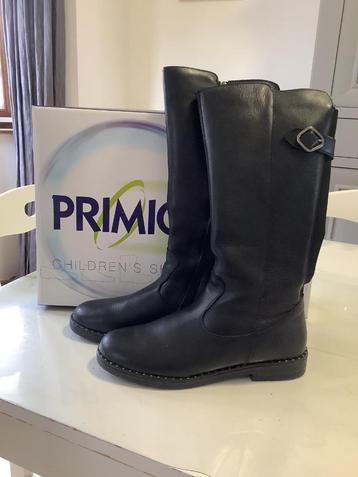 Primigi bottes taille 40 noires état neuf disponible aux enchères