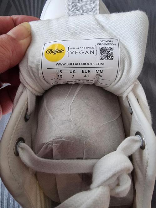 Nieuw en ongebruikt schoenen voor onze kleinsten en ook voor, Kleding | Dames, Schoenen, Zo goed als nieuw, Ophalen of Verzenden