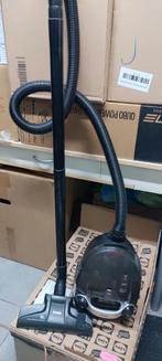 DOMO Compact stofzuiger, Ophalen of Verzenden, Gebruikt, Stofzuiger