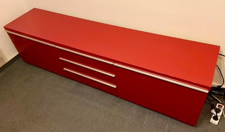 IKEA BESTÅ BURS TV - High Gloss Red, Huis en Inrichting, Kasten | Schoenenkasten, Gebruikt, Ophalen