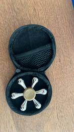 Metalen fidget spinner met hoes, Enlèvement