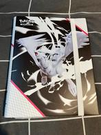 Pokemon white flare binder 2/4 vol, Hobby en Vrije tijd, Verzamelkaartspellen | Pokémon, Ophalen, Zo goed als nieuw