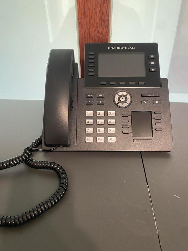 Téléphone neufs Grandsteam GRP2616 (plusieurs) valeur 160€, Zakelijke goederen, Kantoor en Winkelinrichting | Apparatuur en Telecommunicatie
