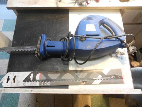 reciprozaag, Doe-het-zelf en Bouw, Gereedschap | Zaagmachines, Gebruikt, Reciprozaag, 600 tot 1200 watt, 70 mm of meer, Ophalen