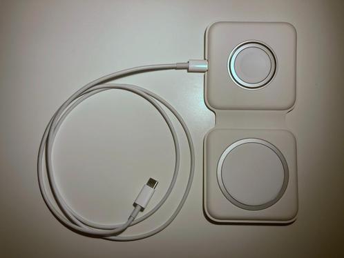 Apple MagSafe Duo oplader - iPhone en Apple Watch, Telecommunicatie, Mobiele telefoons | Telefoon-opladers, Zo goed als nieuw