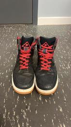 Merk FILS  maat 43 zwart en rood veters, Enfants & Bébés, Vêtements enfant | Chaussures & Chaussettes, Garçon, Comme neuf, Enlèvement