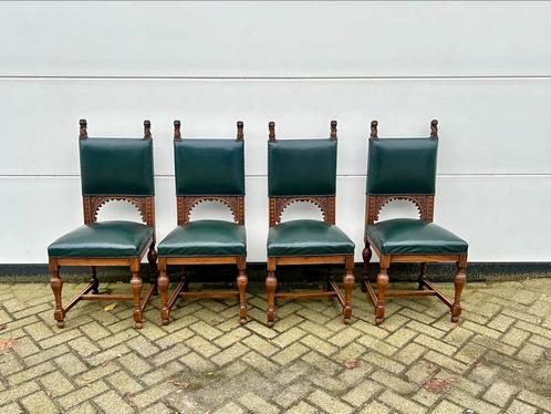 Eikenhouten Eetkamerstoelen | Houtsnijwerk Leeuwen, Antiek en Kunst, Antiek | Meubels | Stoelen en Sofa's, Ophalen