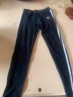 Pantalons de sport Adidas, Trois-quarts, Taille 38/40 (M), Bleu, Porté