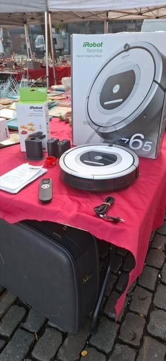 Aspirateur I Robot Roomba 765 + kit remplacement nouveau, Electroménager, Comme neuf, Aspirateur