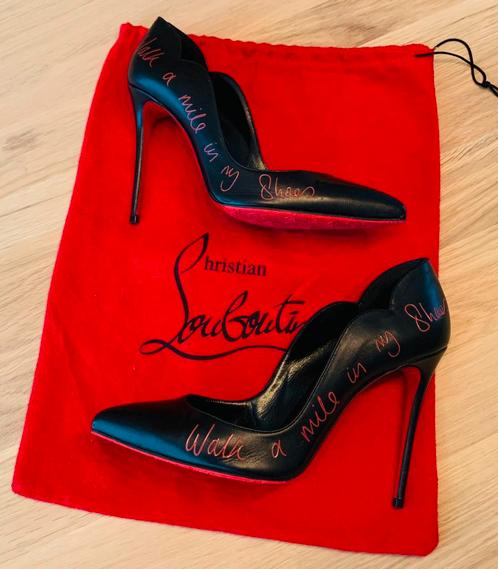 Christian Louboutin Walk A Mile In My Shoes, Kleding | Dames, Schoenen, Zo goed als nieuw, Schoenen met hoge hakken, Zwart, Ophalen of Verzenden