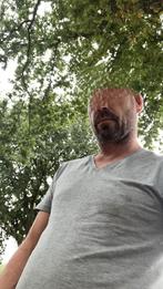 Man zoekt vrouw, Contacten en Berichten