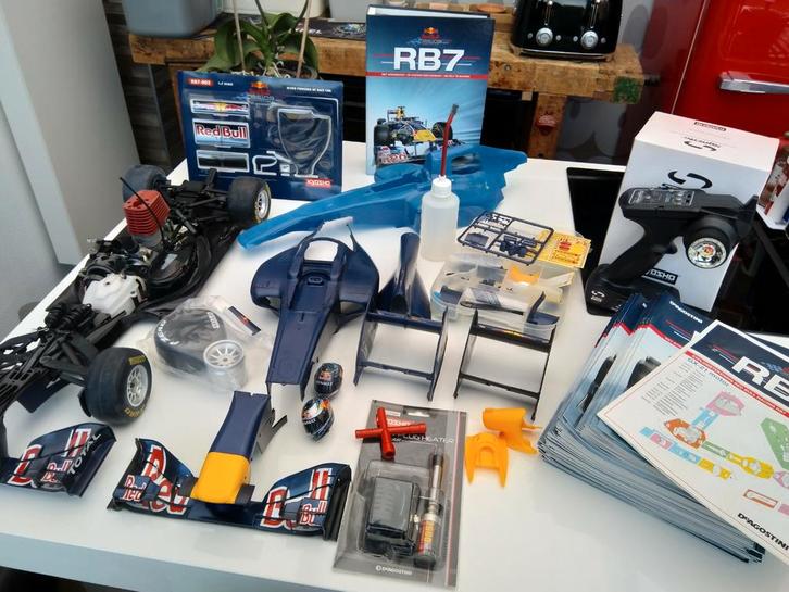 Redbull RB7 auto op afstandsbediening, Hobby en Vrije tijd, Modelbouw | Radiografisch | Auto's, Ophalen