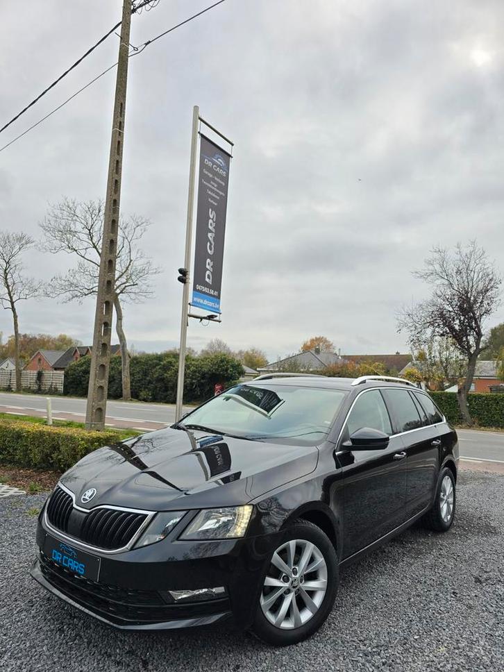 SKODA OCTAVIA BREAK//LED/NAVI-CARPLAY-ANDROID/PDC/CRUIS, Auto's, Audi, Bedrijf, Te koop, Q2, ABS, Airbags, Airconditioning, Alarm
