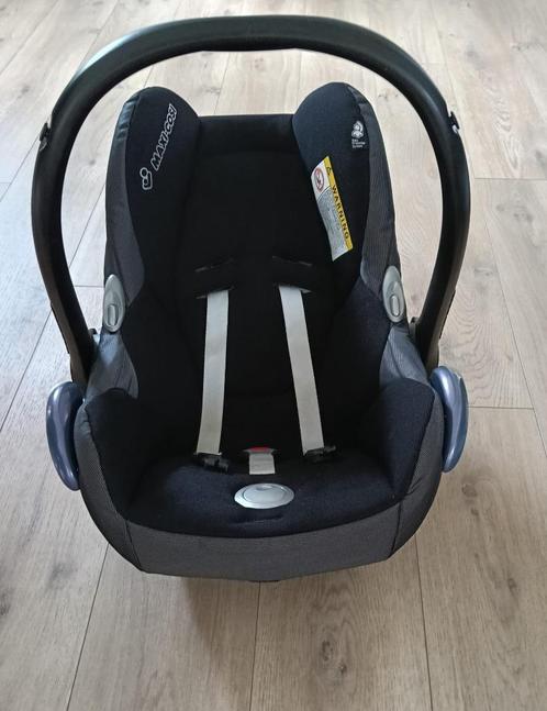 Maxi-Cosi met onderstel voor in de auto en accessoires, Kinderen en Baby's, Autostoeltjes, Maxi-Cosi, 0 t/m 10 kg, Autogordel of Isofix