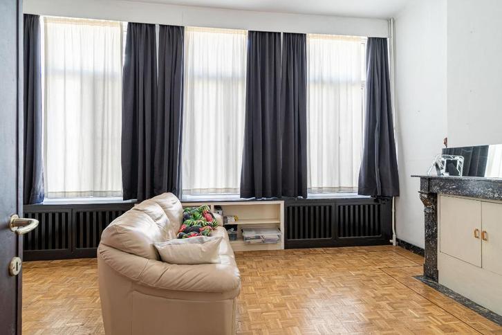 Ruime kamer (gedeelde keuken en badkamer) in Borgerhout, Immo, Appartementen en Studio's te huur, Antwerpen (stad)